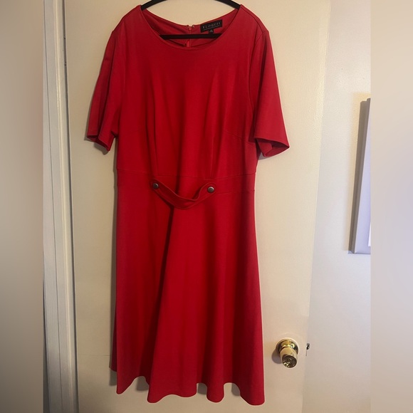 Eloquii Vibrant Red Apparel - Picture 3 of 6